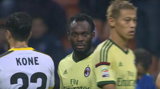 当你看到c罗被红牌罚下,你的表情是不是和埃辛一样?