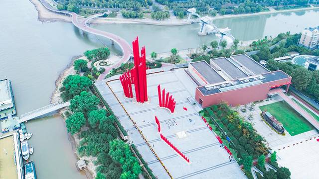 中国美术馆吴为山馆长作品渡江胜利纪念馆大型主题雕塑千帆竞渡