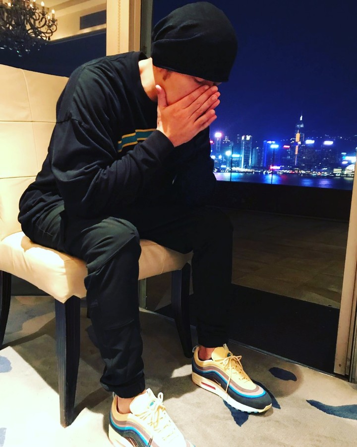 秀肌肉不如秀鞋!周杰伦近期上脚的球鞋都太狠了!