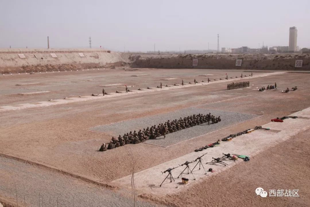新疆军区某团把靶场当战场把打靶当打仗