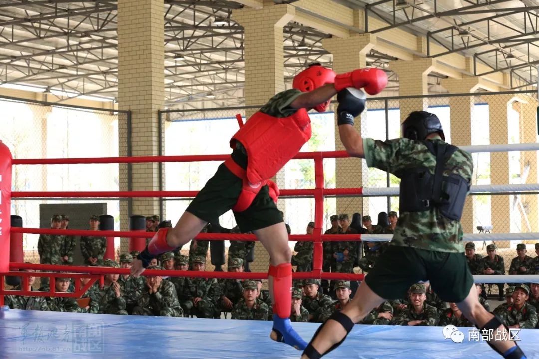 武警某部队组织实战搏击集训