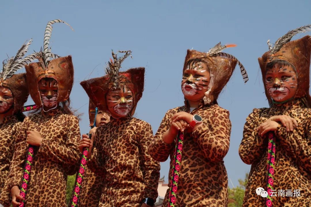 小豹子笙__"大锣笙"是流传于双柏县法胰镇者柯哨,上者窝