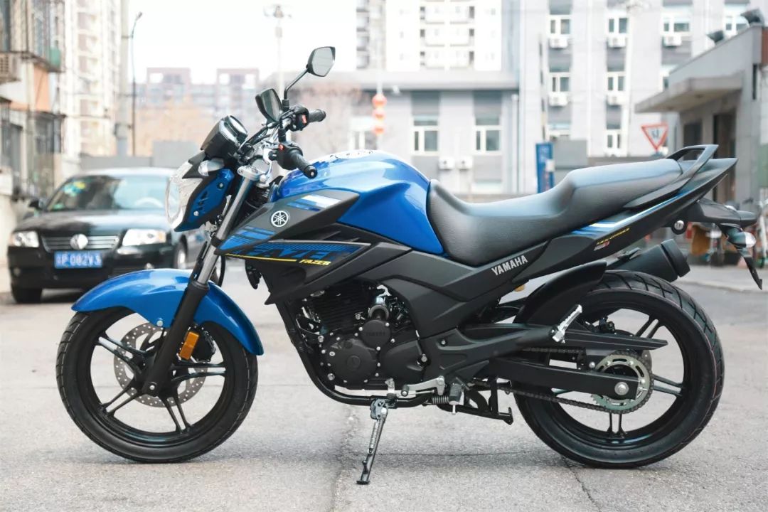 雅马哈新飞致250店内实拍.