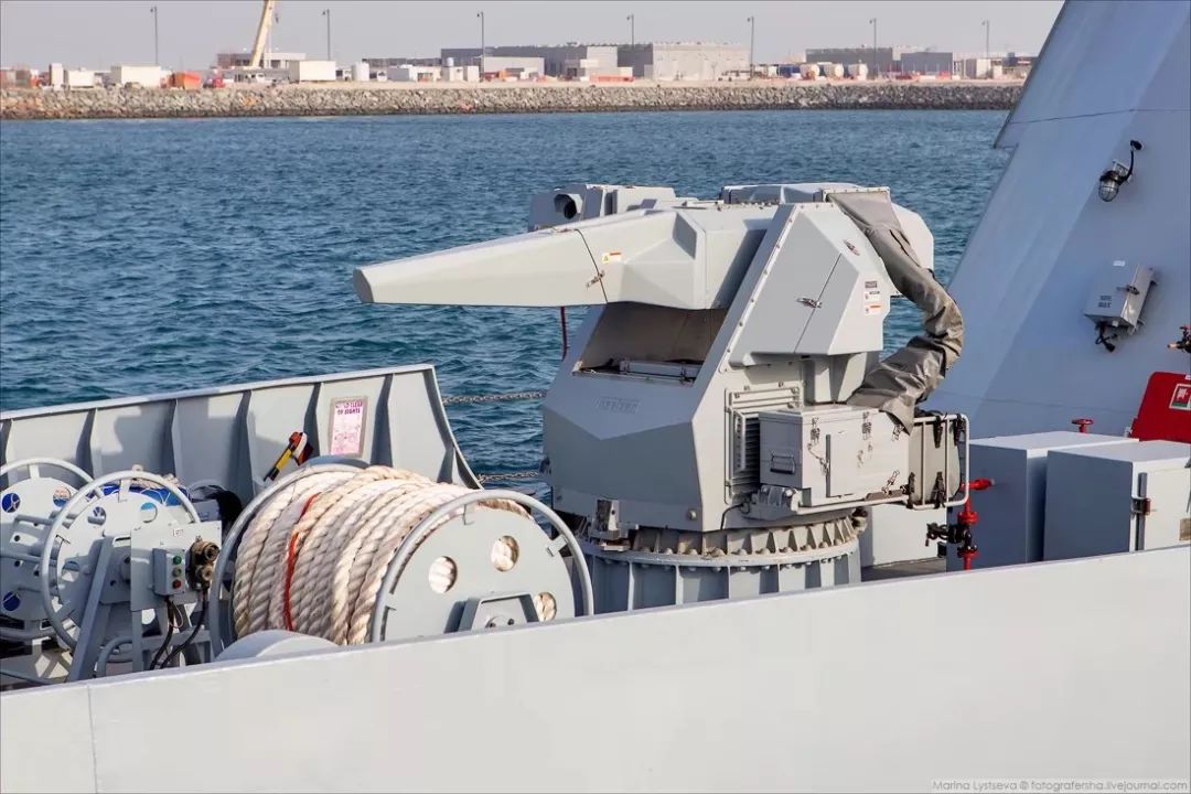 巴基斯坦两艘中国造隐身战舰亮相防务展,配备航母克星|巴基斯坦|舰炮