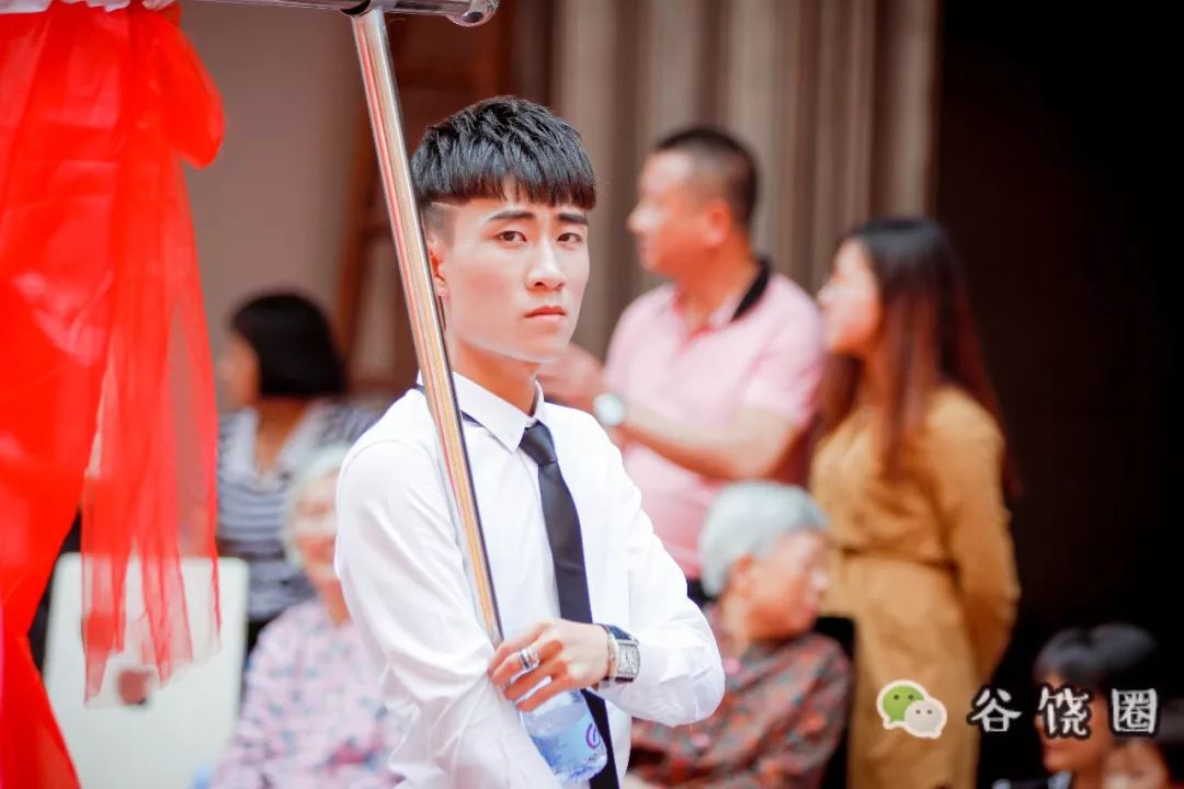 【帅气】汕头谷饶文化节,我遇上最帅男标!