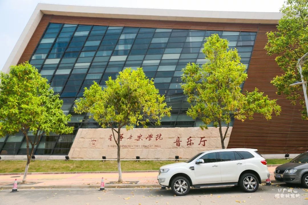 看看别人学校的饭堂星海音乐学院行走的荷尔蒙它是广州高校的颜值担当