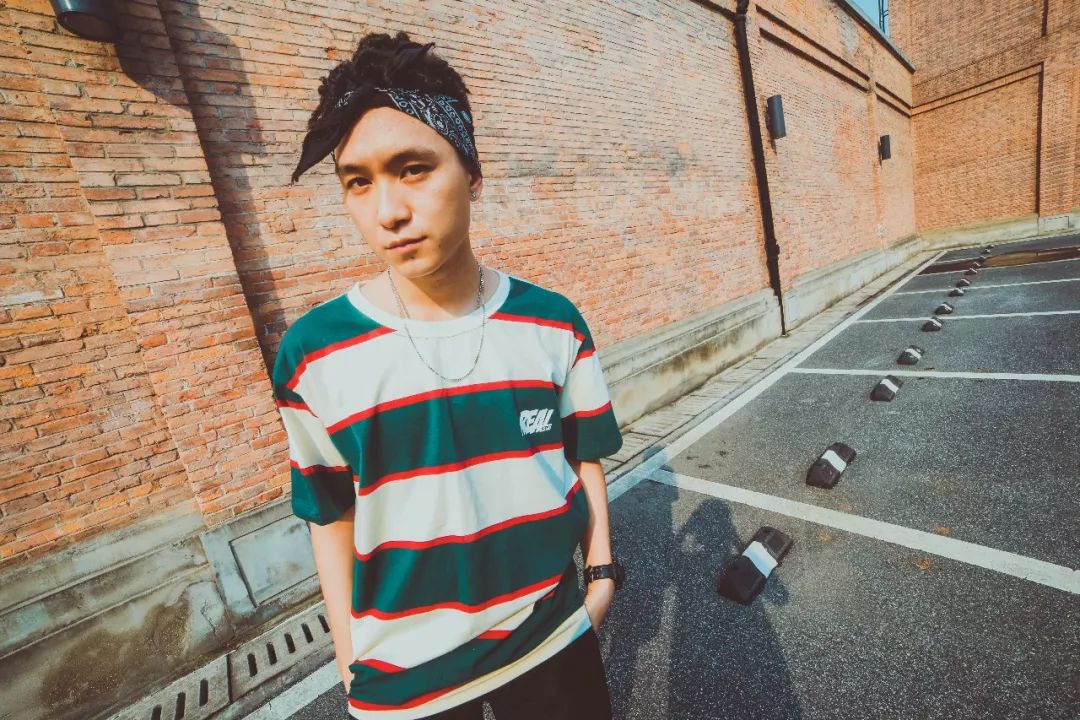 热血x快报热血街舞团队内1v1淘汰superx30强展露锋芒