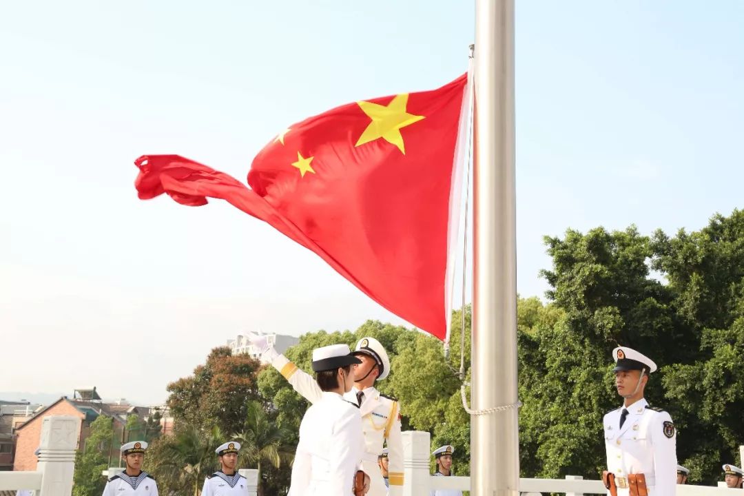 海军生日水兵的n种庆祝方式