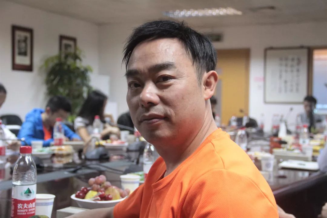 客家跑团   曾伟洪,范红梅bt快跑   蔡桂英多赢麦跑圈   陈勇深圳光明