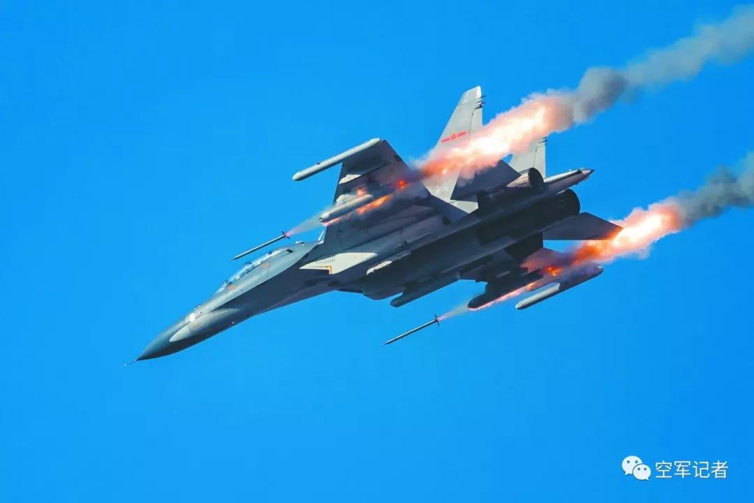 全程观察空军"金飞镖-2018":战术的?思维的?