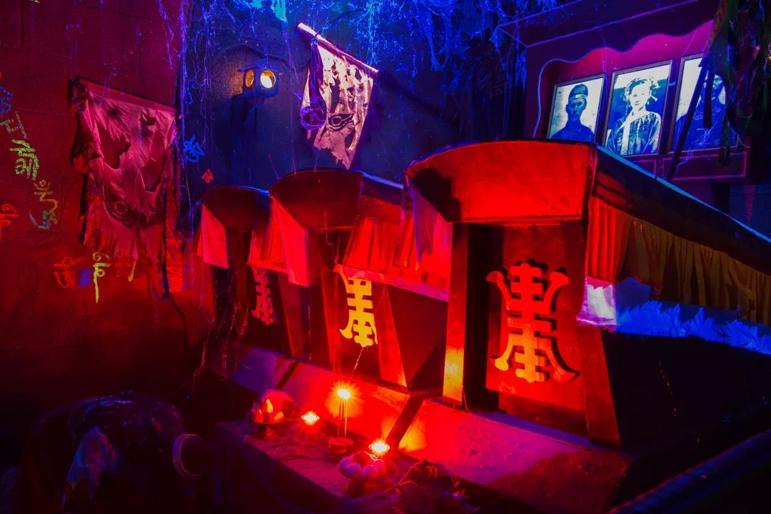 恐怖城 趁着五一小编告诉大伙一个好消息,梦幻谷恐怖城二期开始营业啦