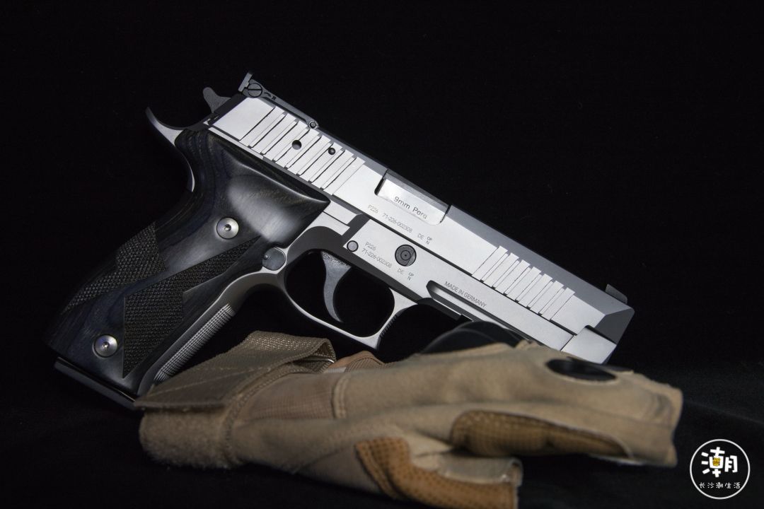 城市新玩法长沙这个地方给你真枪实弹的体验铁血真汉子还不快去试试