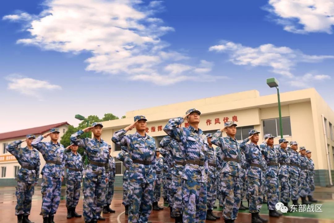 雏鹰砺爪,蓄势待飞!海军航空兵某场站技术新兵集训纪实