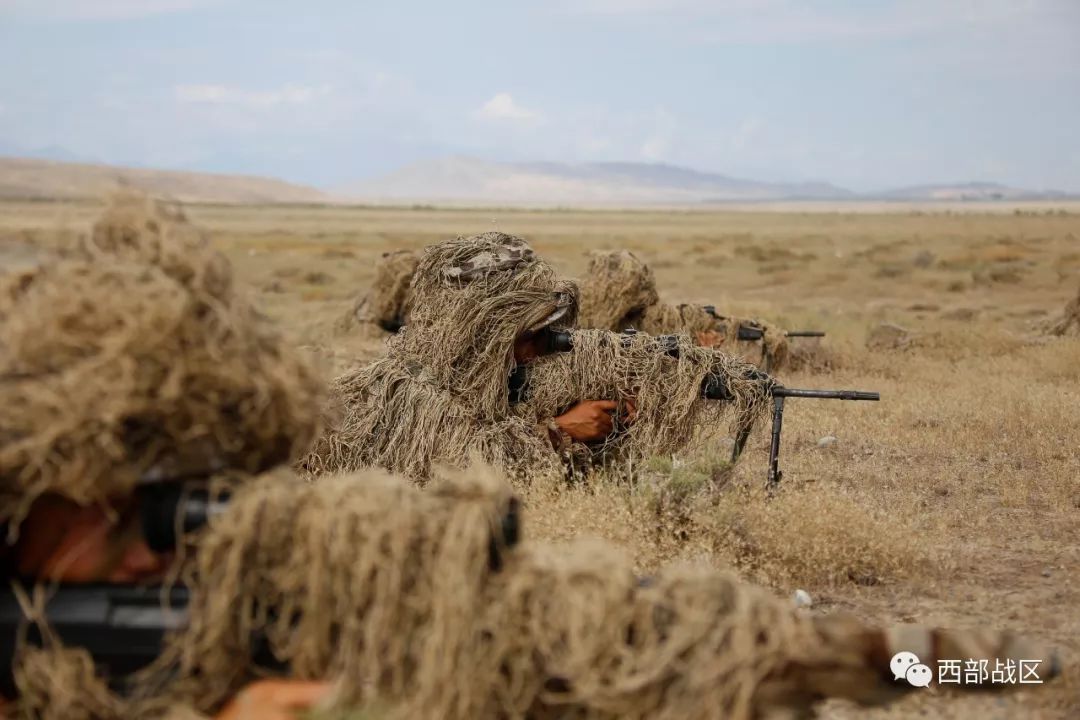 速来get√吉利服的正确的打开方式|狙击手|吉利服