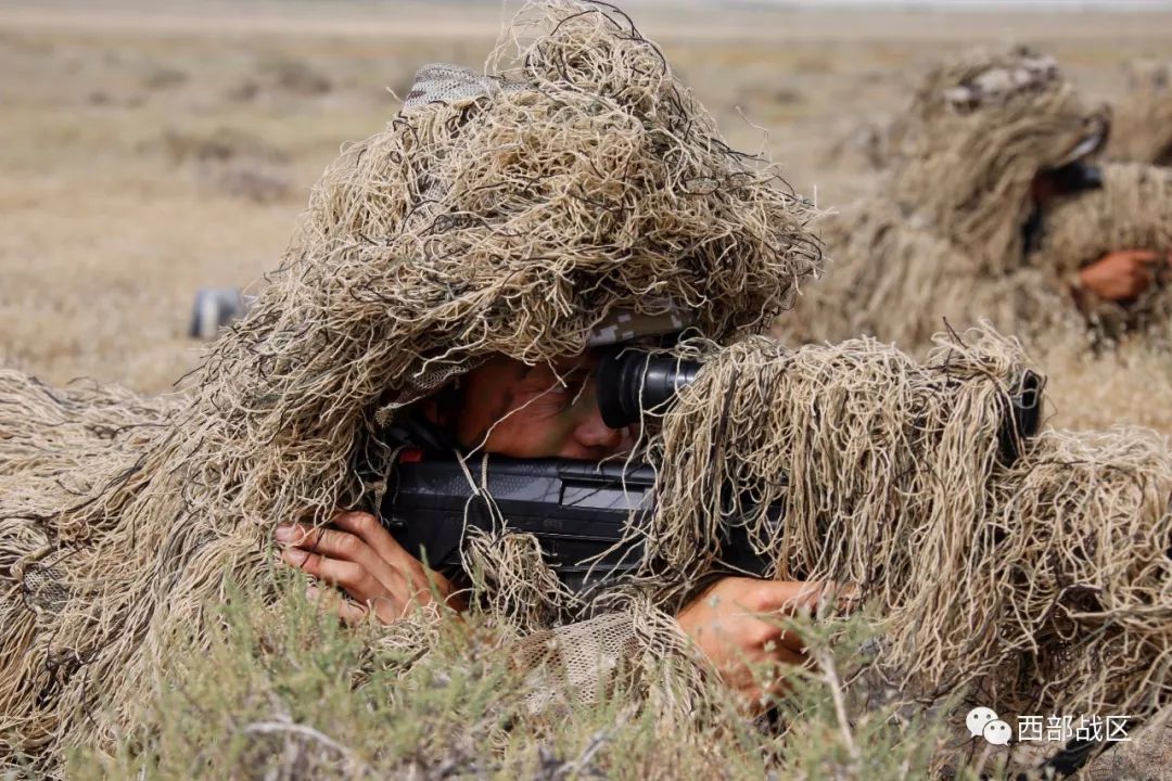 速来get√吉利服的正确的打开方式|狙击手|吉利服