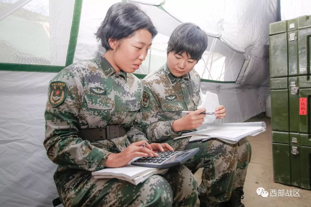 卫勤女兵绽放高原——我想我的青春多些崇高|高原|女兵|官兵_新浪军事_新浪网