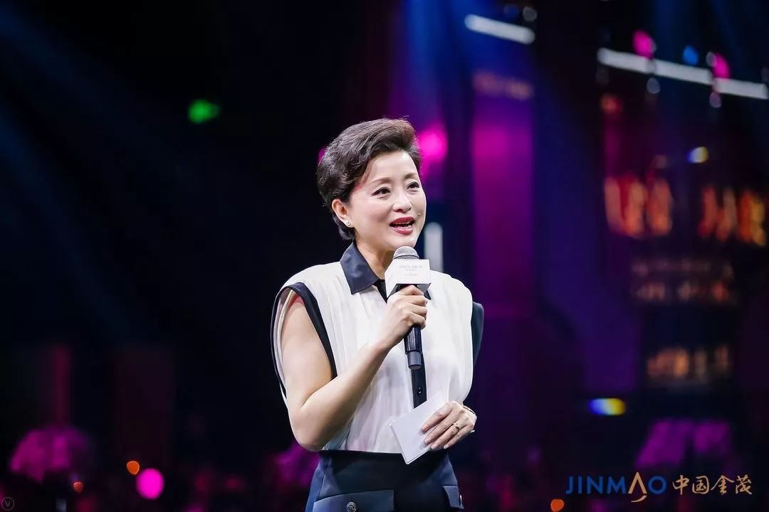 第三,金茂2018年"中国金茂首席品牌体验官"计划在全国铺开,杨澜,蔡澜