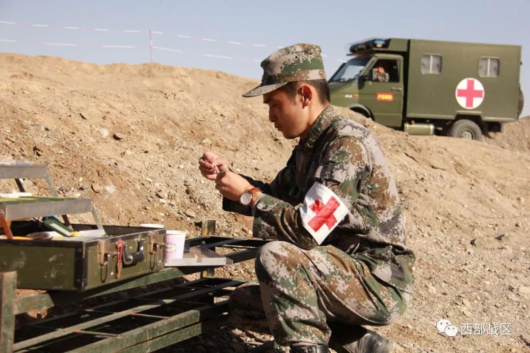 医务兵们无悔青春备战新征程