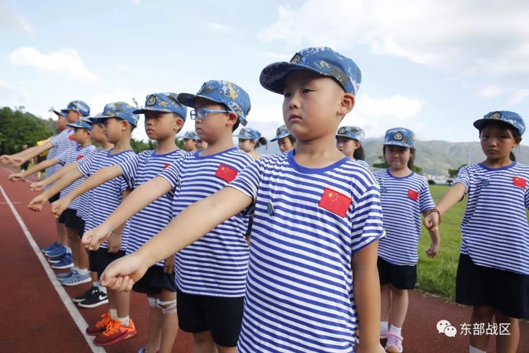 暖心,他们送给"小海军"不一样的暑假