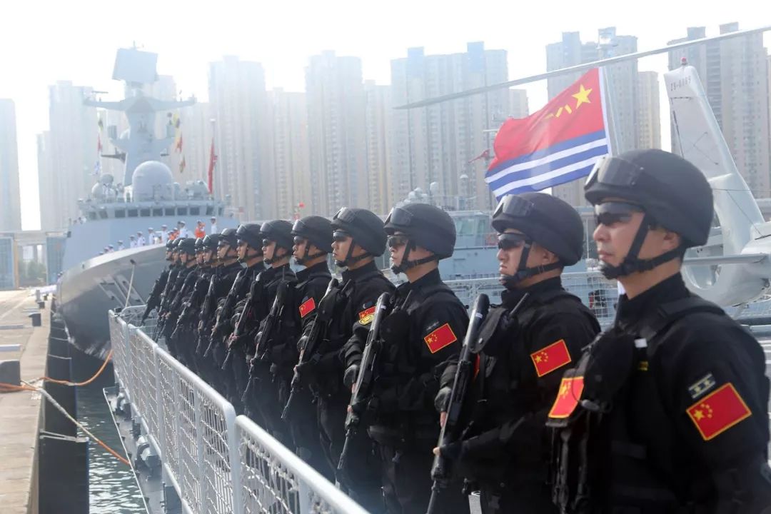 【现场】出征!海军第三十批护航编队起航赴亚丁湾