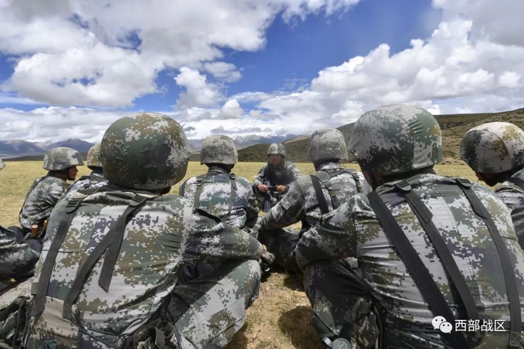 高原驻训,60余名政工干部活跃练兵场