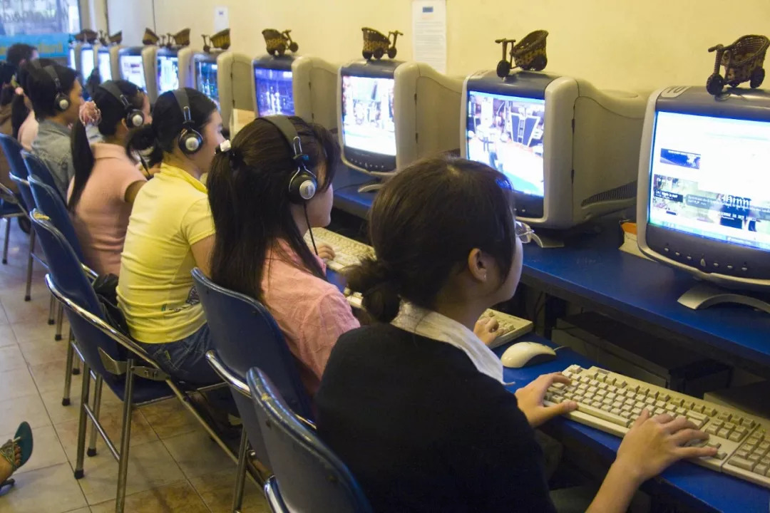 不会上网的六亿中国人,都在做什么?