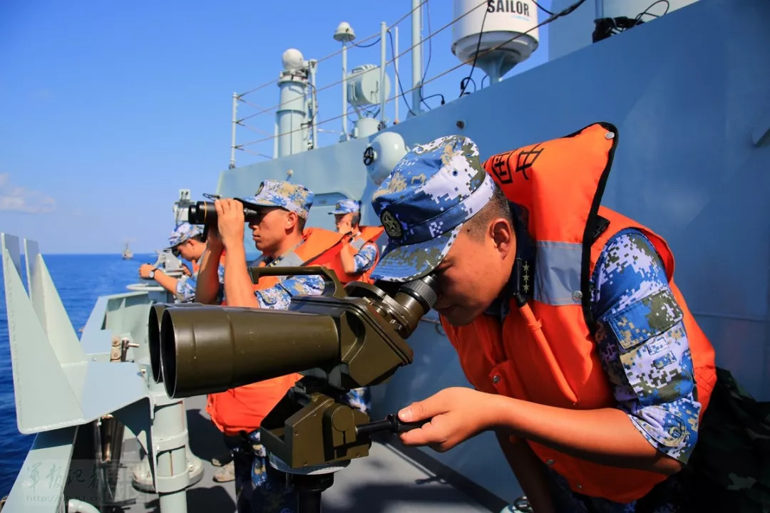 炮响靶中中国海军黄山舰闪耀多国联合军演