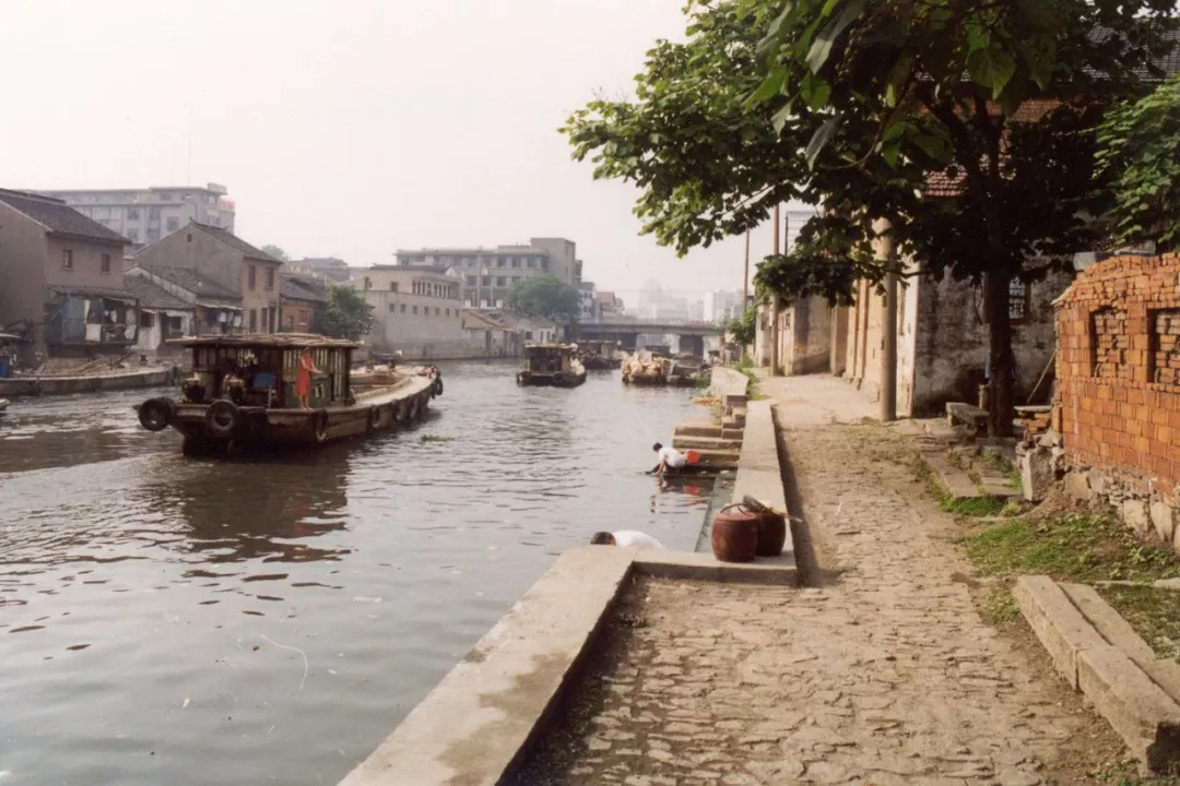 家庭档案中的改革开放40年古风新颜苏州老街40年变迁史