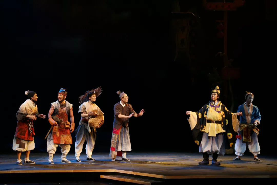 观好剧《月亮草》,度欢乐中秋|月亮草|唐哥|廖伟_新浪网