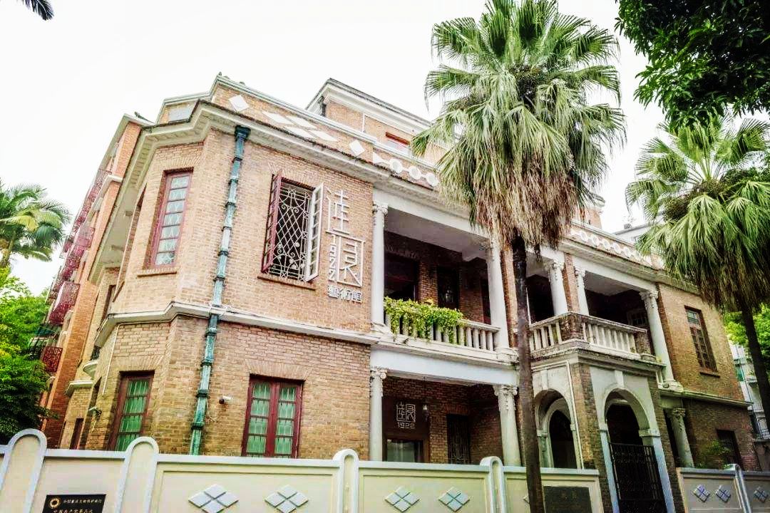 广州旅行:红墙绿瓦小洋楼,这里随手一拍就是大片.