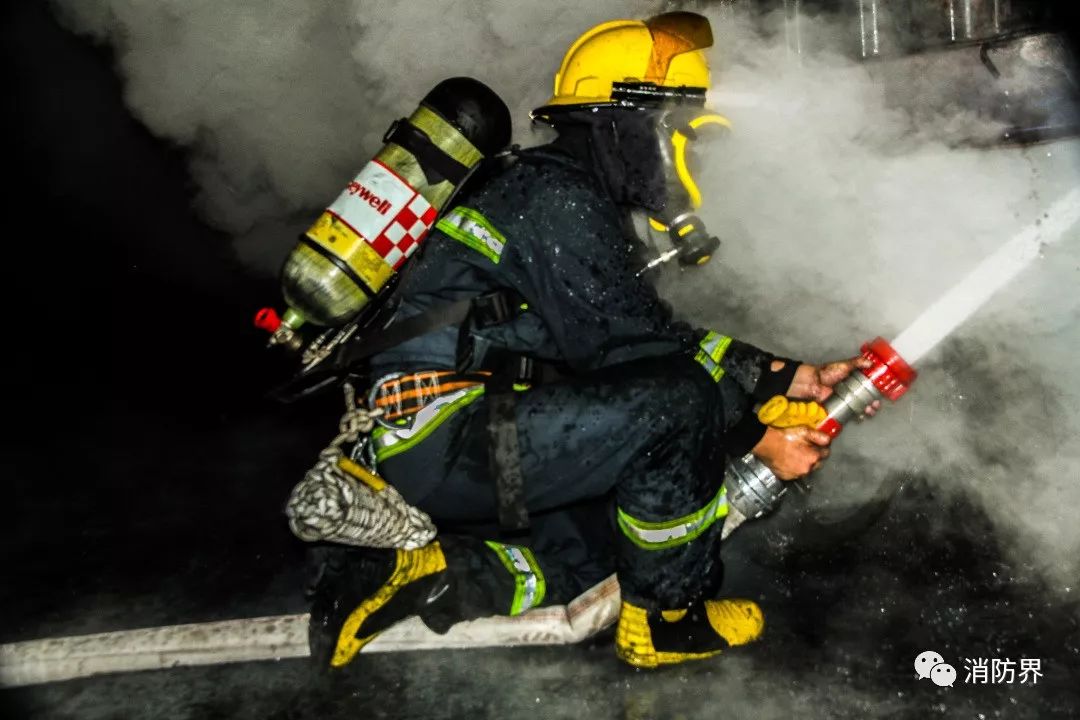 刘富伟 |《消防界》杂志"掌镜红门"摄影大赛作品展示(五十六)