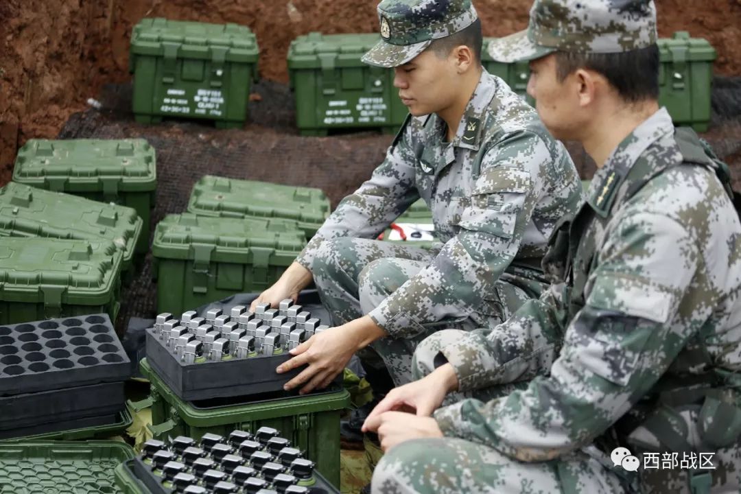 这场充满硝烟味的训练,官兵们直呼过瘾