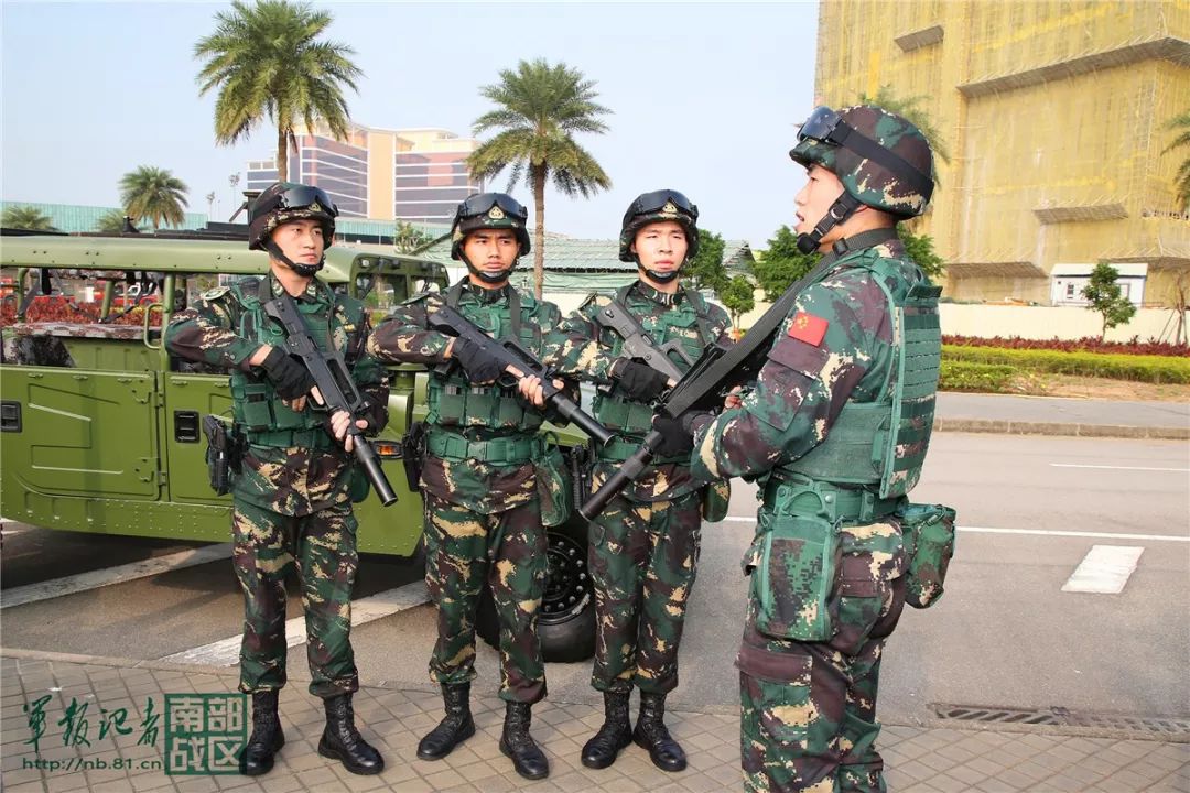驻澳门部队参加澳门灵犬大型联合反恐演练