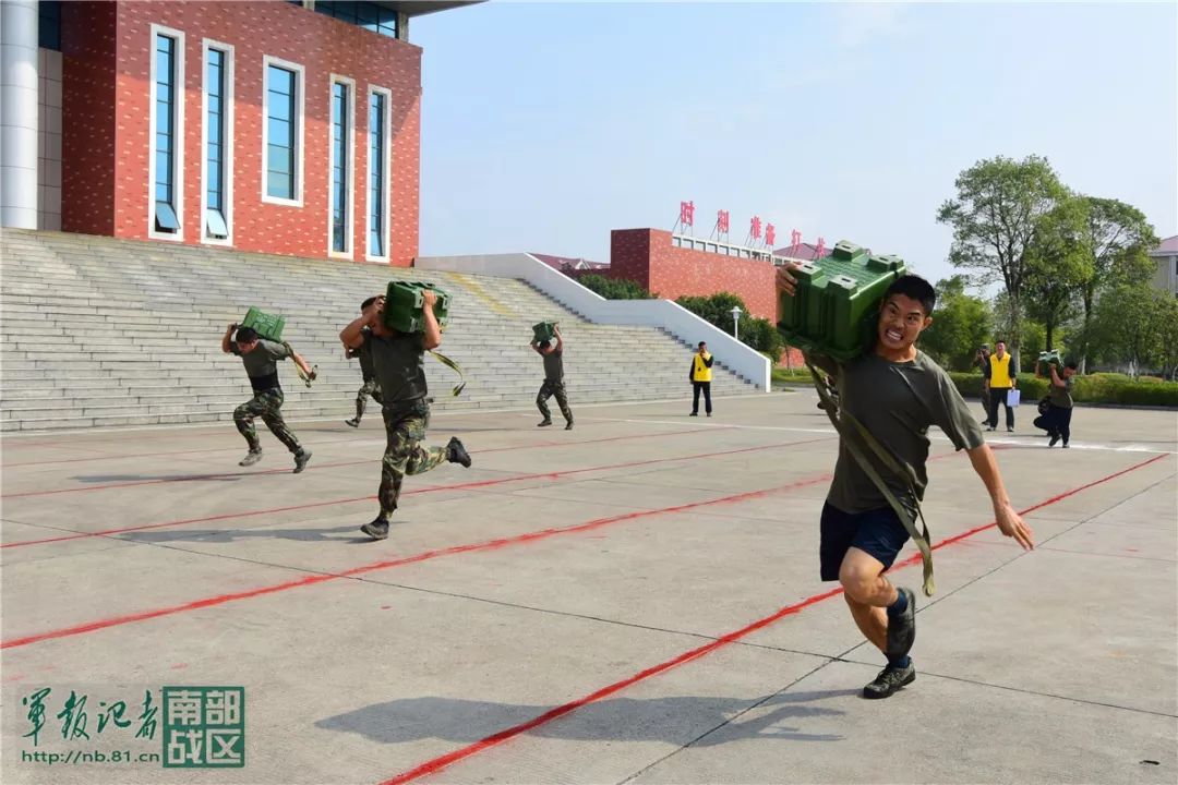 天气转冷快来围观火箭兵的比武竞技