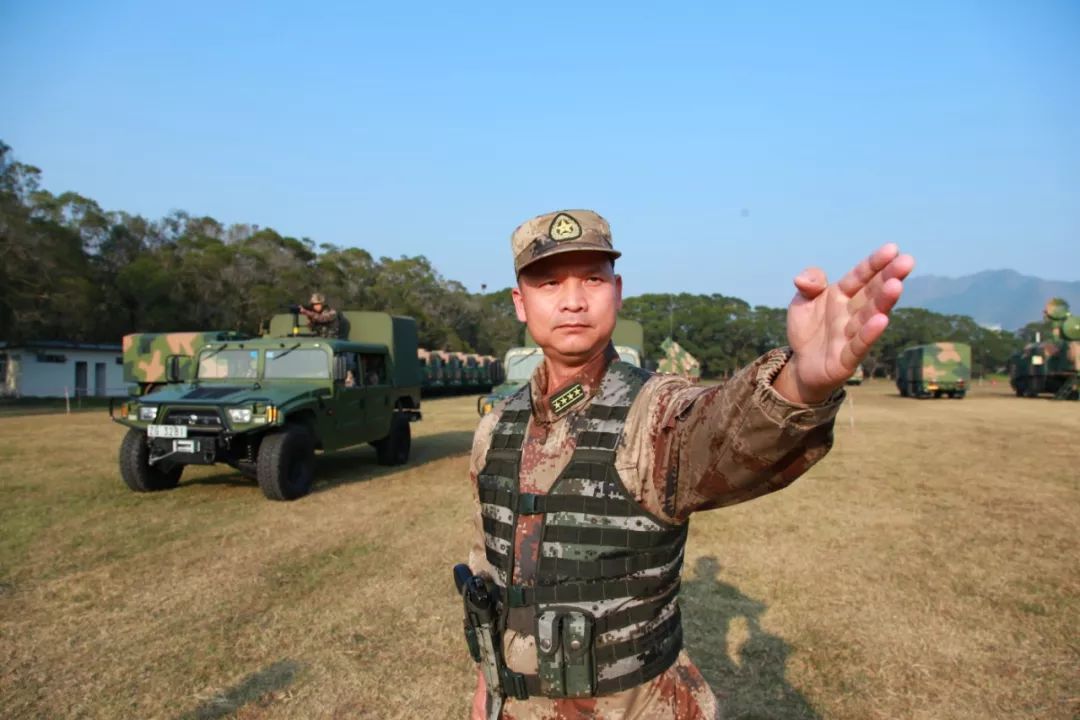 厉害驻香港部队副参谋长潘浩明先后7次荣立个人三等功