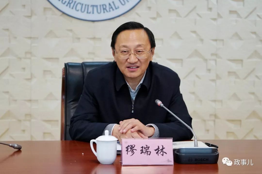 季建业 杨卫泽
