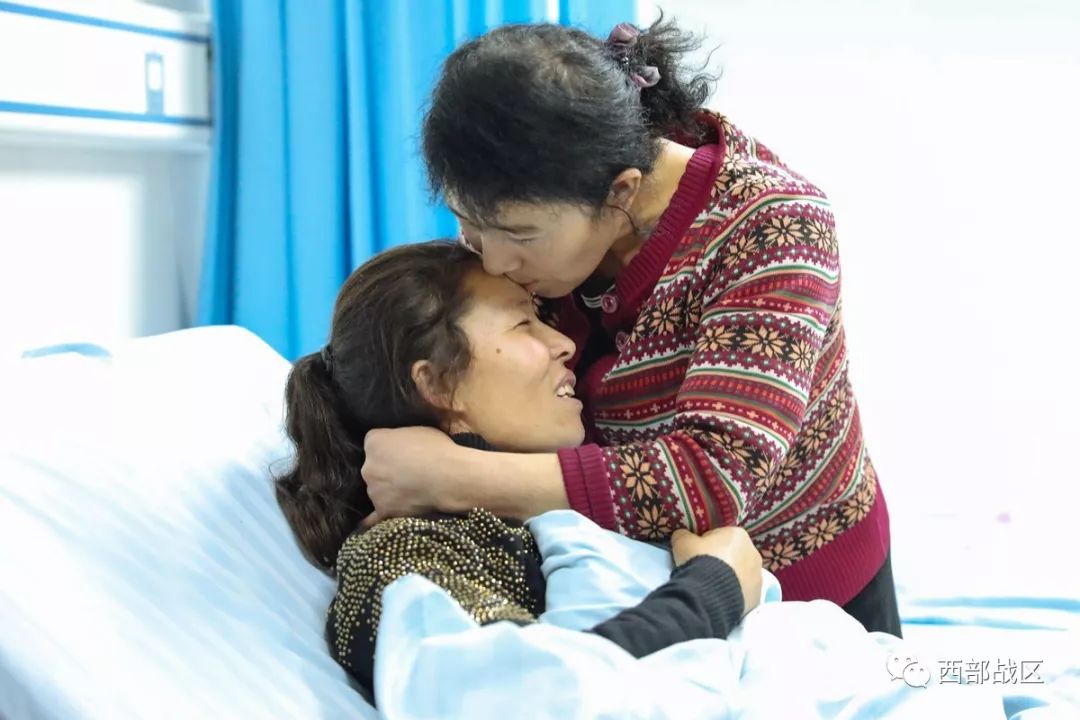 妈妈激动事出有因,患者布艾则孜·买合木提是叶城本地人,今年3月时便