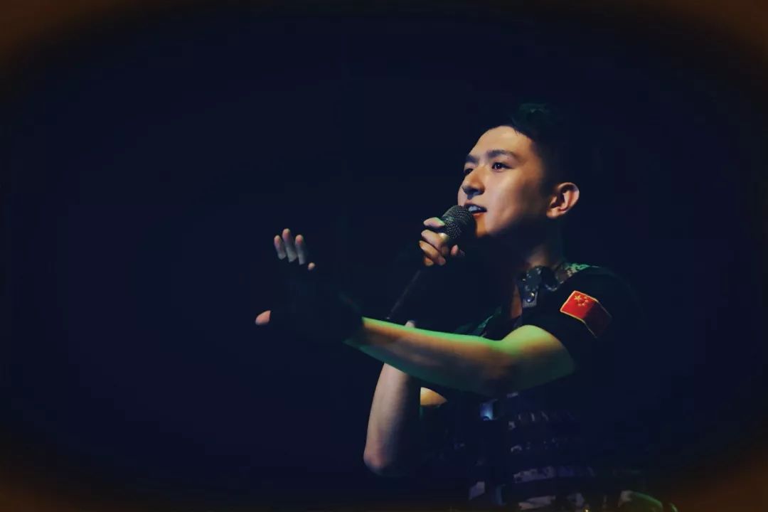 退伍季军旅歌手吕行新作大屯那几年mv催泪首发