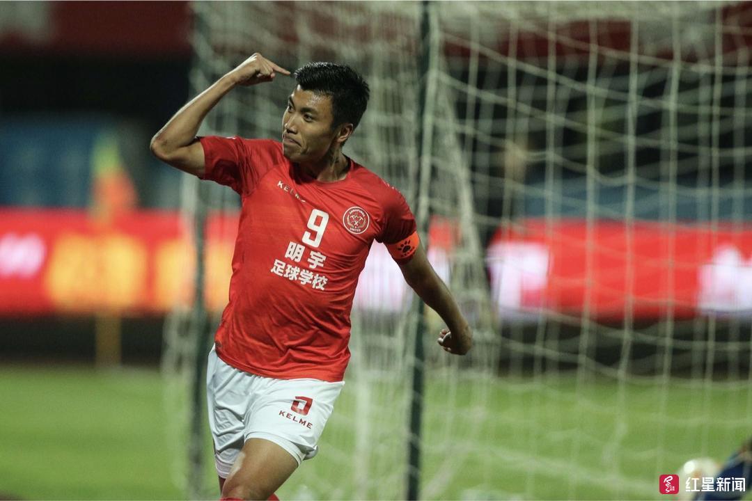 红星新闻专访中甲四川安纳普尔那前锋渠成