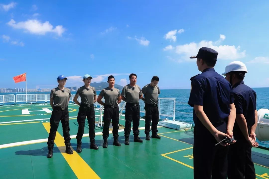 《火力无限》海上收官 "救援小队"完美交卷 暖心告别