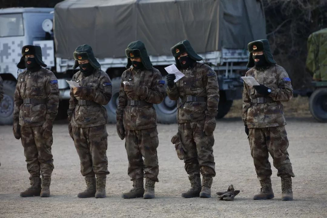 第78集团军某防空旅新兵专业训练:-15℃,我们在行动