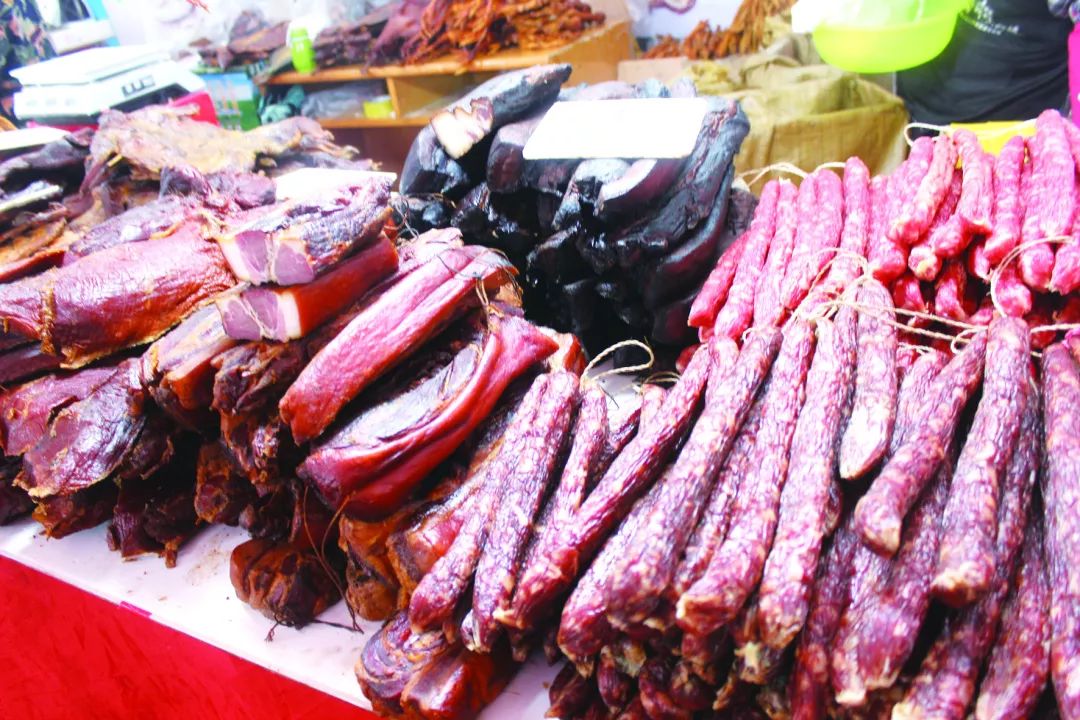 年货大作战!零食,腊肉,山货····齐斗艳