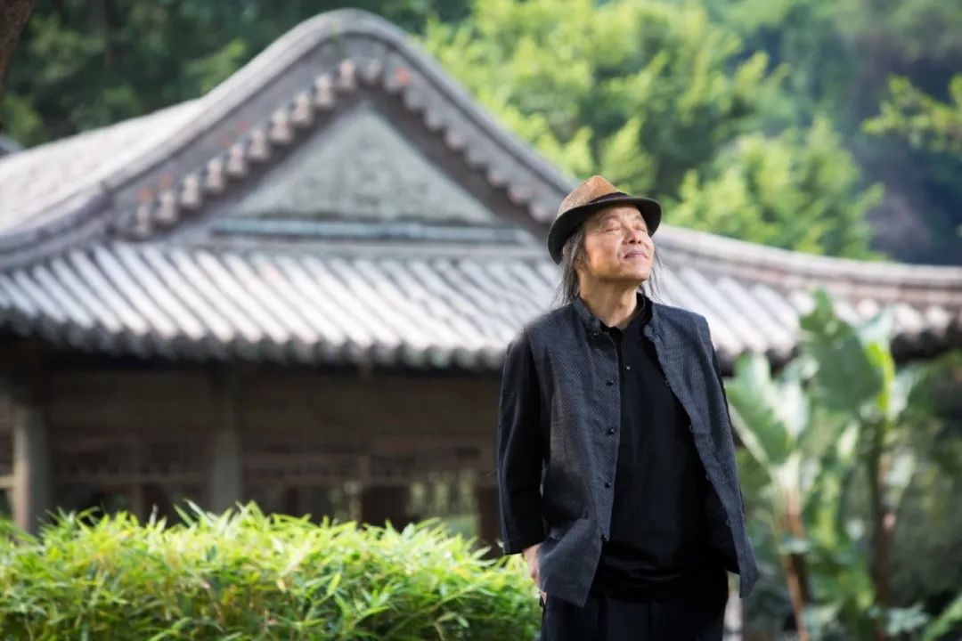 作家林清玄去世:他入选语文课本的文章,给家长和孩子留下深刻启示