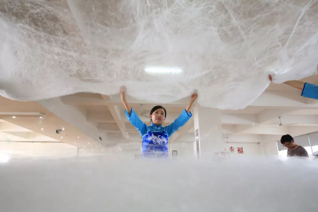 399元,睡出江南巨富的感觉|蚕丝被|太湖雪|水洗棉_新浪新闻