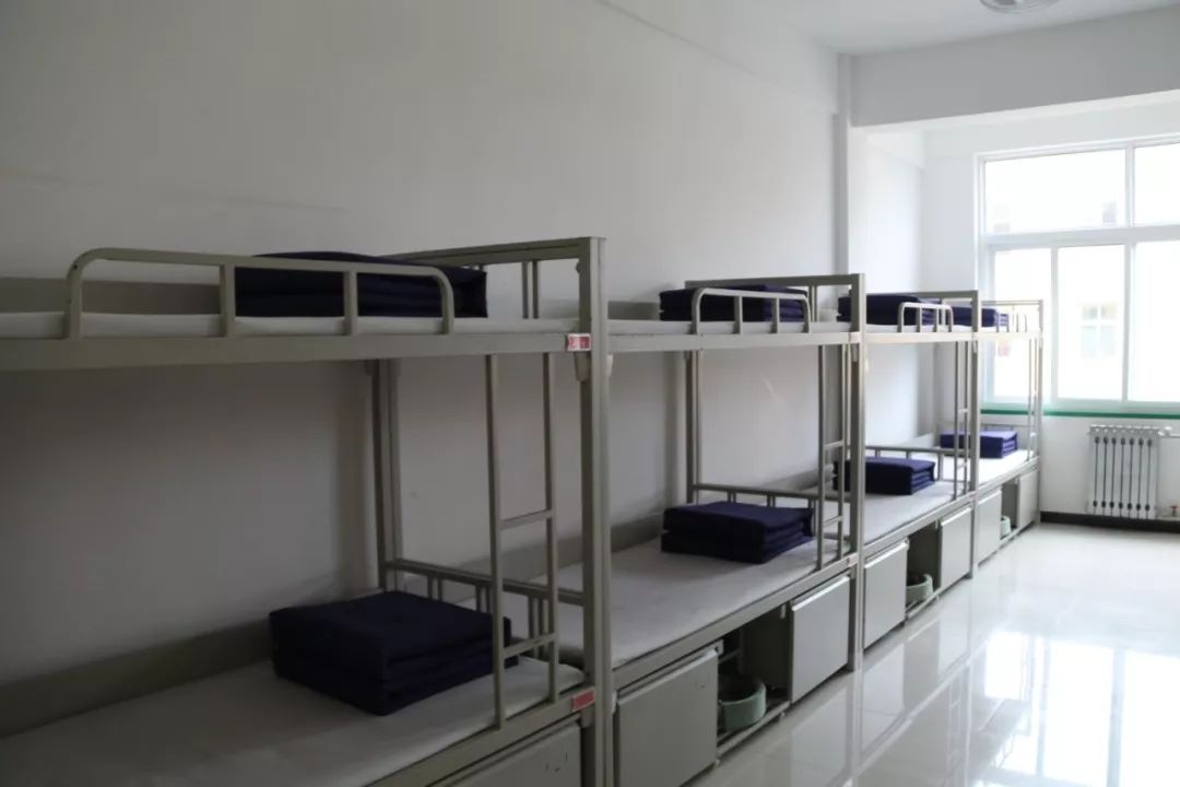 确认过眼神,有过新兵连的人