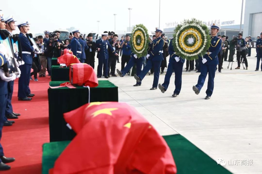 到家了,成朋,永一,荣臻,张帅,鹏龙!|烈士陵园|烈士|成朋_新浪新闻