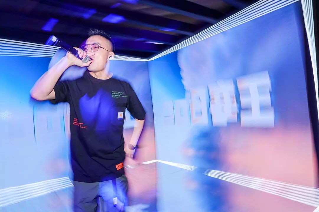 以不同展现精彩,用自我定义完美 | 第五季上海时尚周末开幕