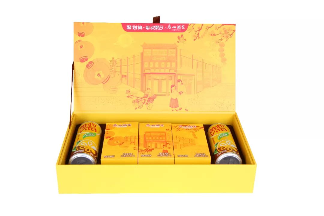 茅台帆布鞋，榴莲洗发水，还有白酒味儿的雪碧？ 这波跨界也太让人上头了叭！