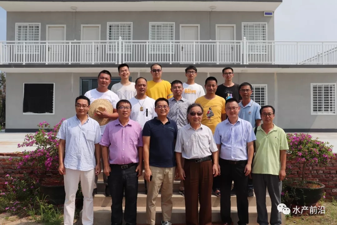 科科长吴勇,叶富良教授,刘建勇教授,湛江市对虾苗种协会会长彭树锋