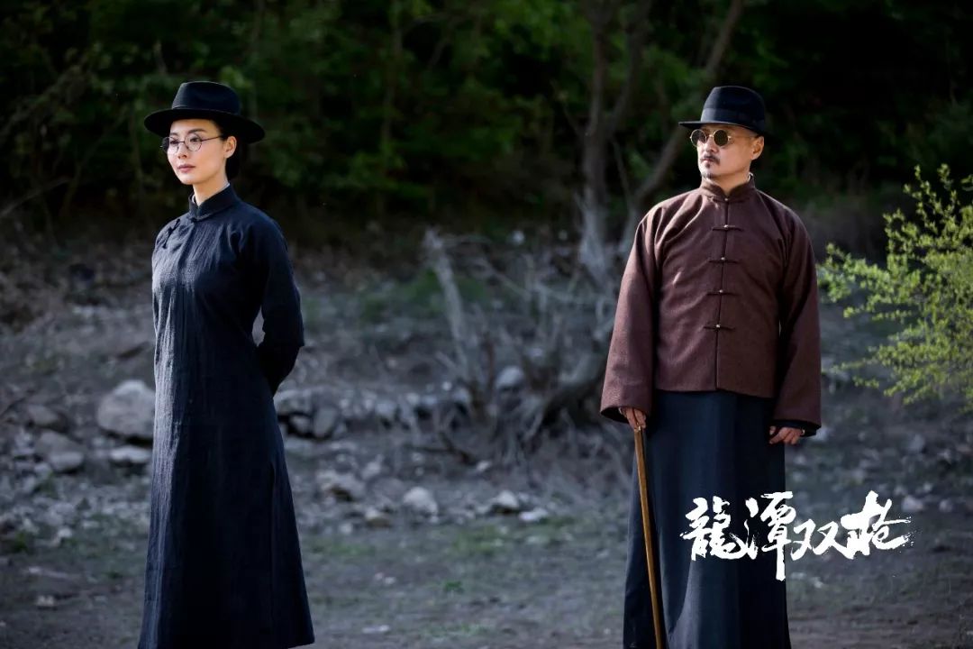 《龙潭双枪》今晚登录齐鲁频道,再现“双枪老太婆”传奇!|龙潭双枪_新浪新闻